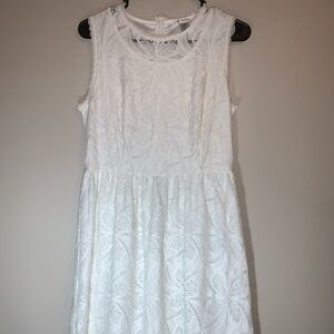 White Lace Esley Dress